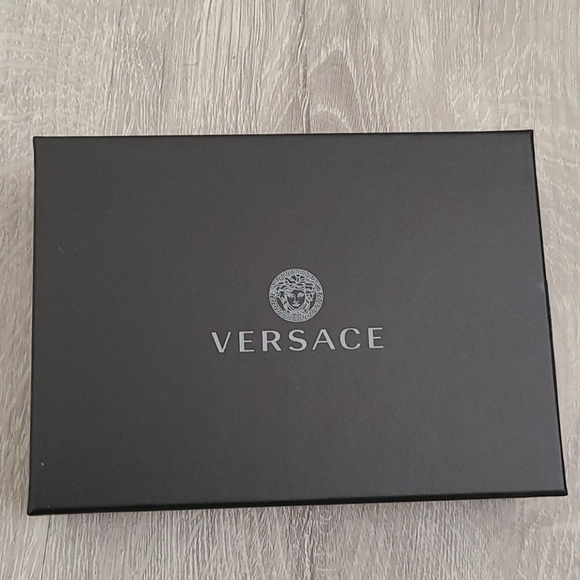 Other - Men's Versace Wallet